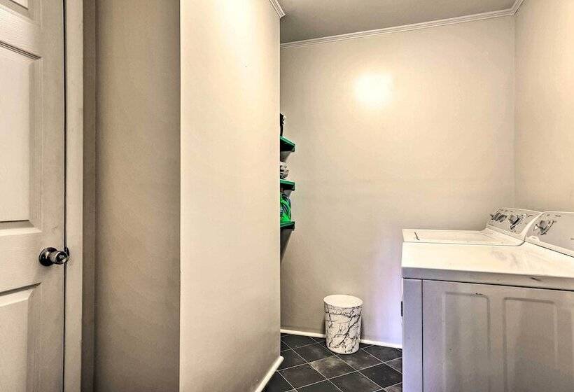 Spacious Family Home On Lake Marion W/ Boat Ramp!