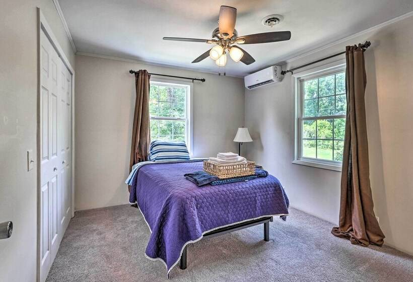 Spacious Family Home On Lake Marion W/ Boat Ramp!