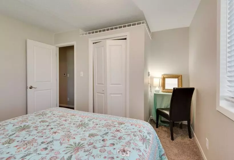 Steamboat Rock Home ~ 3 Mi To Pine Lake State Park