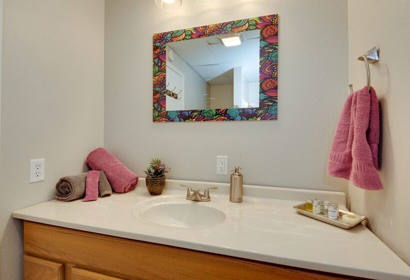 Steamboat Rock Home ~ 3 Mi To Pine Lake State Park