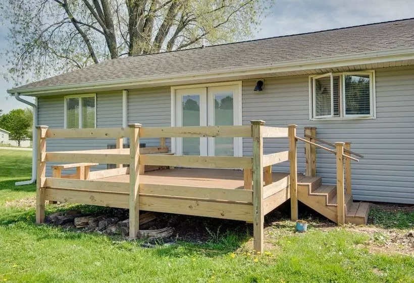 Steamboat Rock Home ~ 3 Mi To Pine Lake State Park