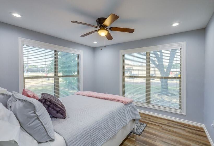 Sunny Hearne Home Near Universities!