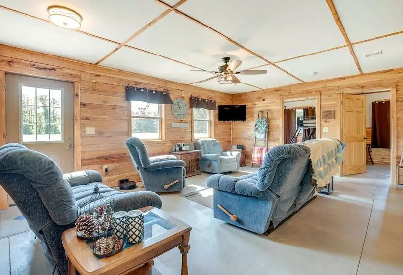 Toivola Home W/ Fire Pit: 8 Mi To Lake Superior!