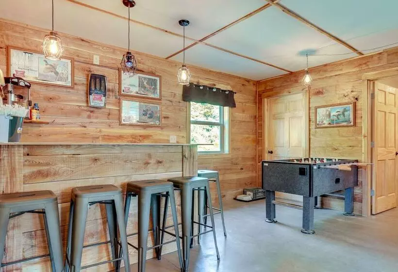 Toivola Home W/ Fire Pit: 8 Mi To Lake Superior!