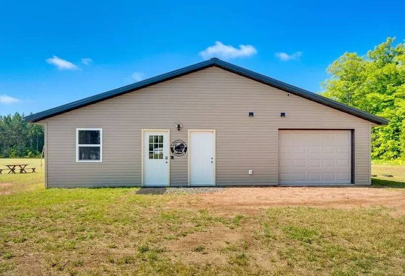 Toivola Home W/ Fire Pit: 8 Mi To Lake Superior!