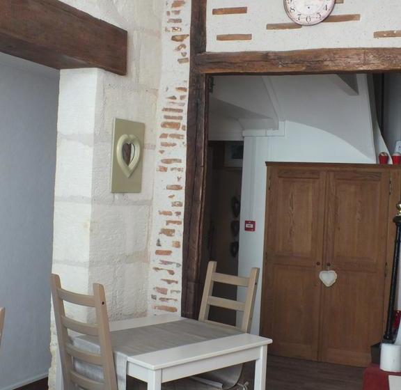 تختخواب و صبحانه Alcove Des Beaux Arts