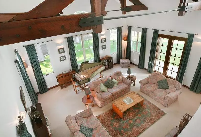 Bed and Breakfast Kingfishers Manor