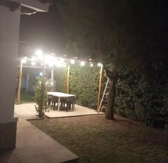 تختخواب و صبحانه La Soleada