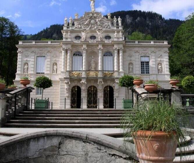 ベッドアンドブレックファースト Mammhofer Suite & Breakfast