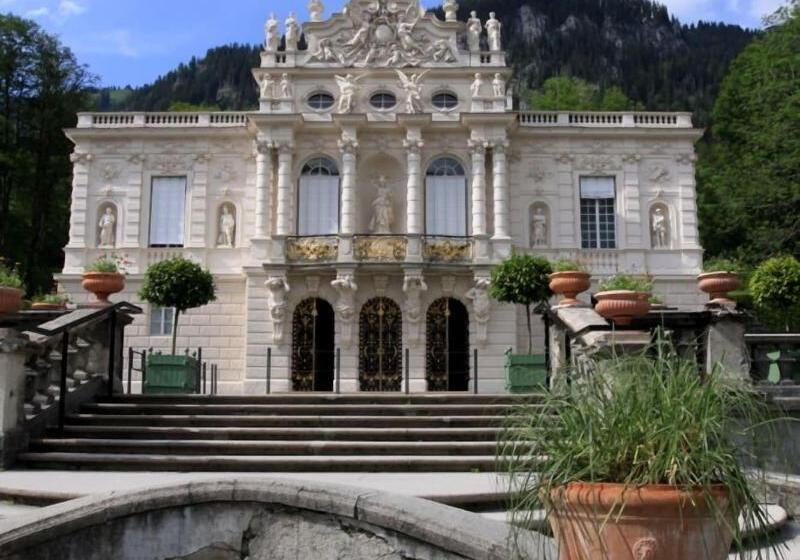 ベッドアンドブレックファースト Mammhofer Suite & Breakfast