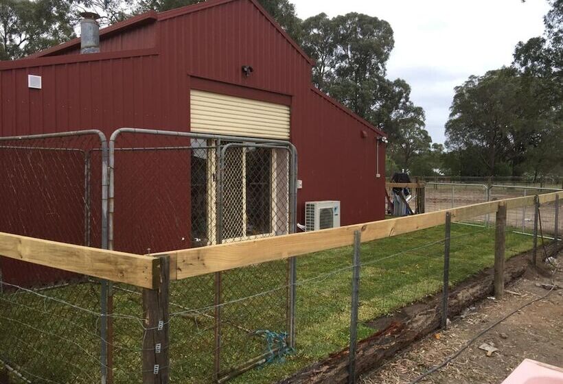 Fullcircle Farm Bed & Breakfast