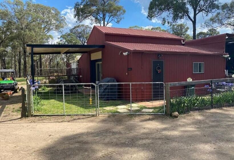 Fullcircle Farm Bed & Breakfast