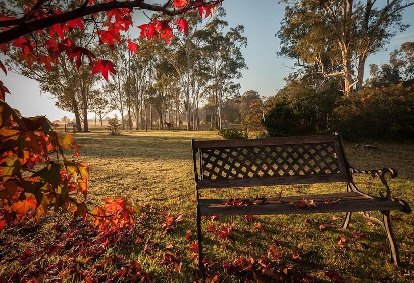 Fullcircle Farm Bed & Breakfast