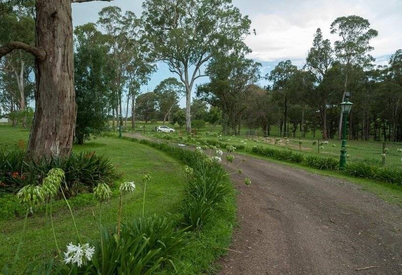 Fullcircle Farm Bed & Breakfast