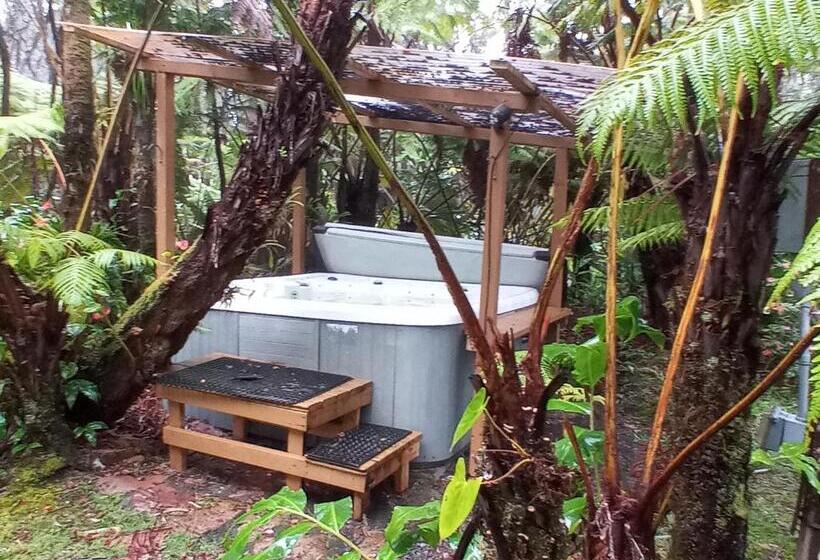 ホテル Aloha Crater Lodge