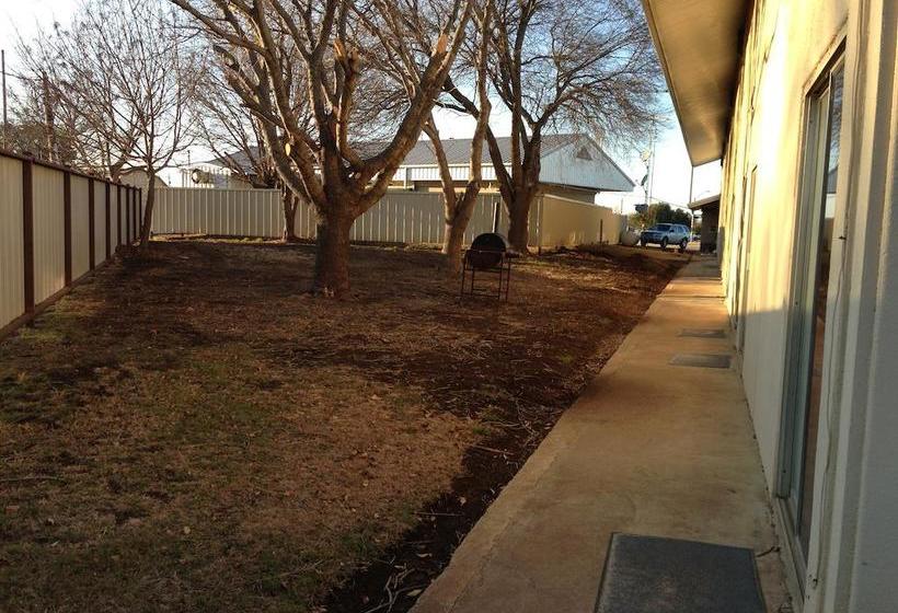 فندق American Inn & Rv Park