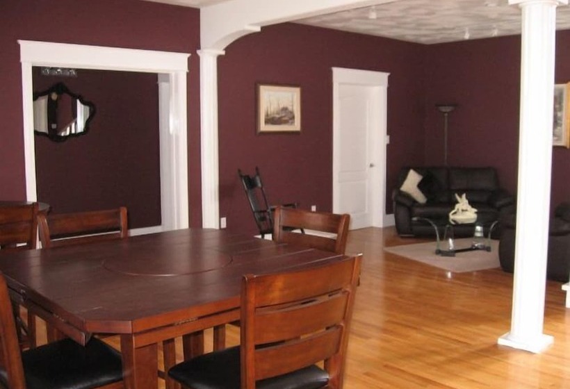 Hotel Driftwood Heights Bed & Breakfast