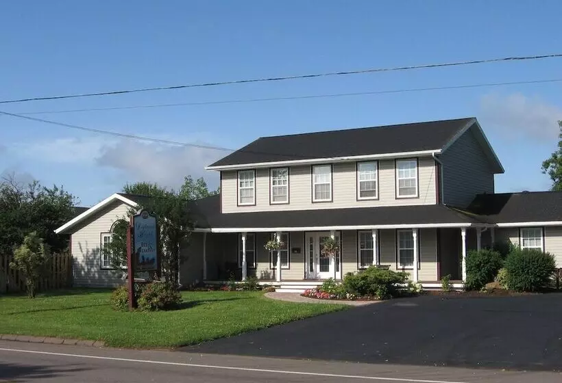 هتل Driftwood Heights Bed & Breakfast