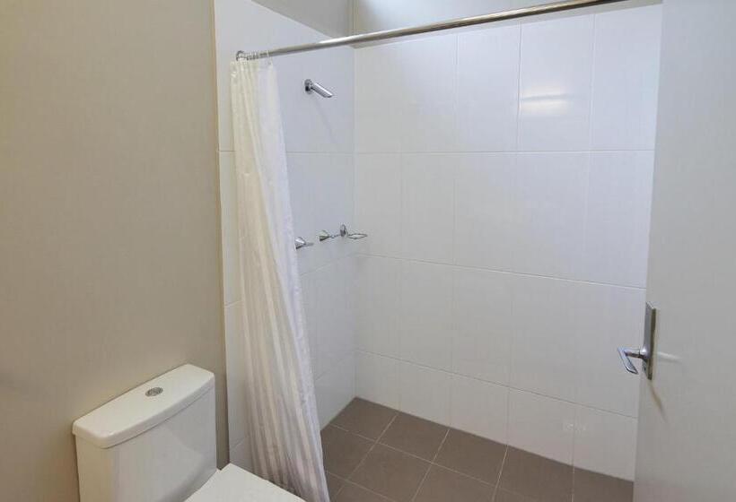 فندق Everton Park