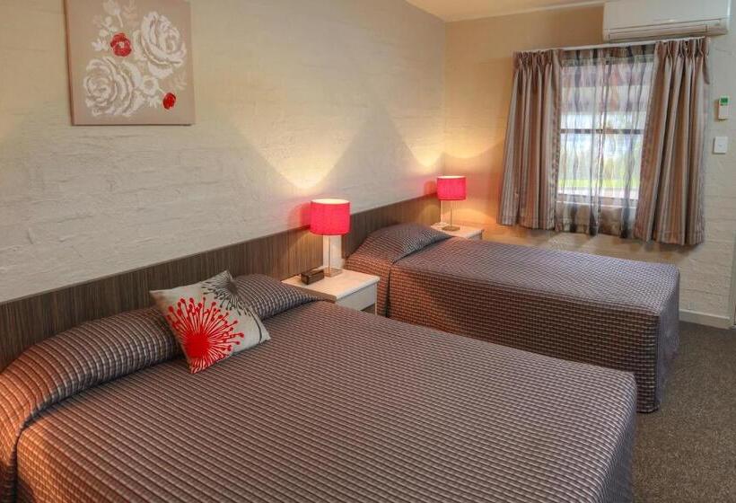 فندق Everton Park