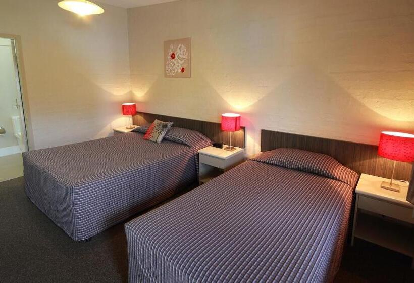 فندق Everton Park