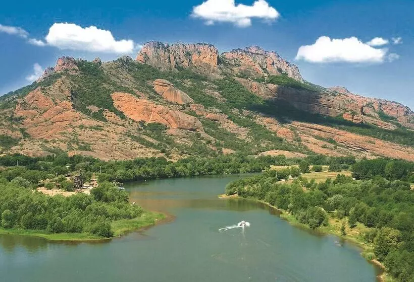 Hotelli F1 Frejus Roquebrune Sur Argens