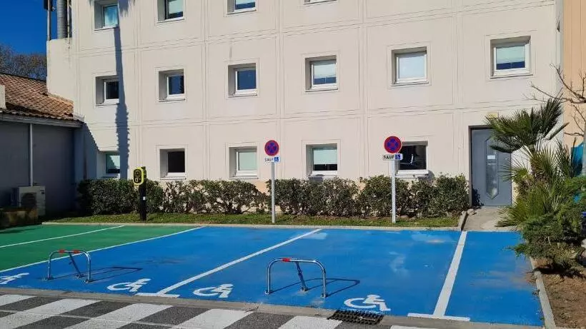 Hotelli F1 Frejus Roquebrune Sur Argens