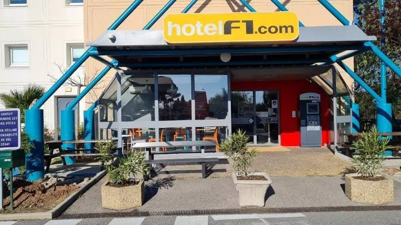 Hotelli F1 Frejus Roquebrune Sur Argens