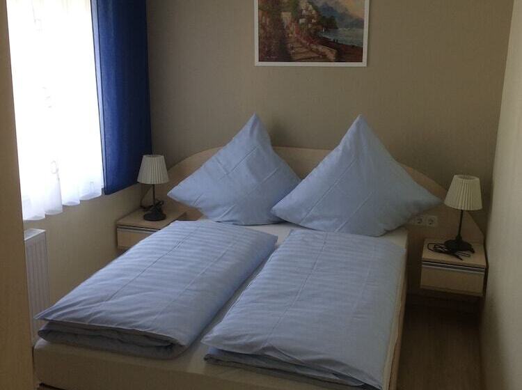 هتل Gambrinus Dutenhofen