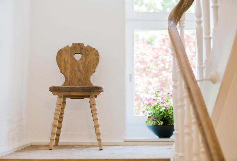 Отель Gasthof Lindenbuck