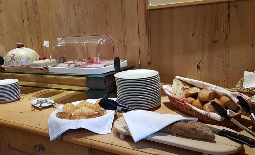 Отель Gasthof Lindenbuck