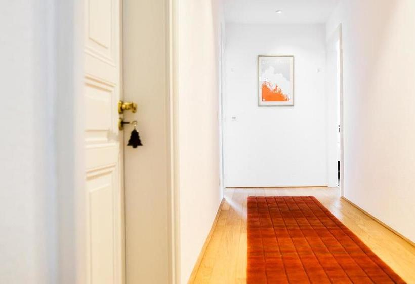 Отель Gasthof Lindenbuck