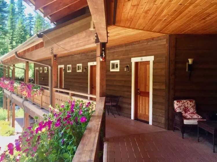 ホテル Glacier Guides Lodge