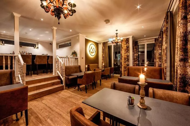 Home Hotel Arosa