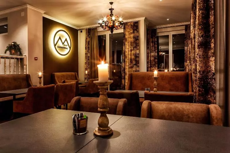 Home Hotel Arosa