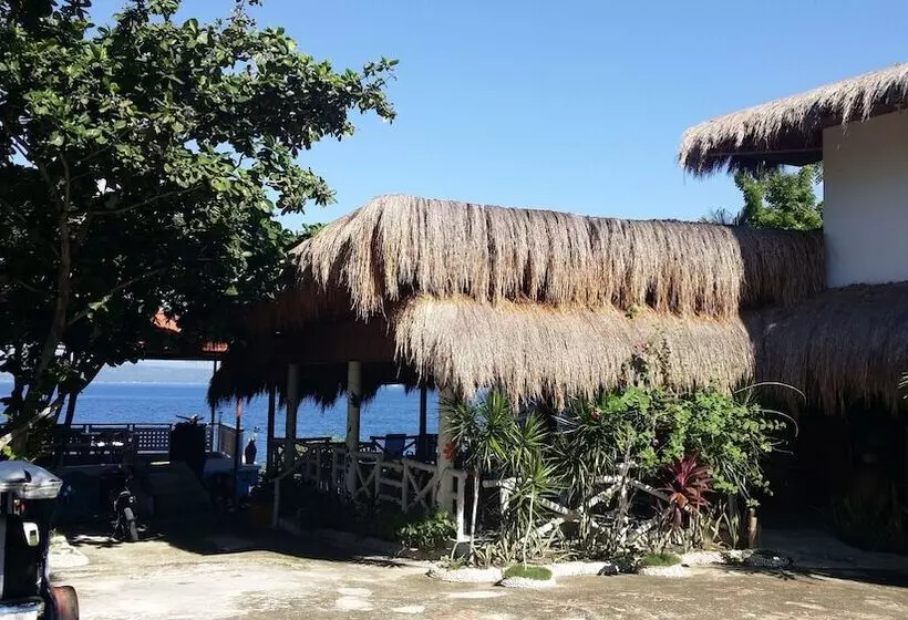 Hotelli New Ocean Terrace Beach Resort