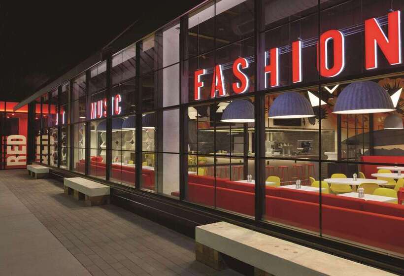 호텔 Radisson Red Minneapolis Downtown