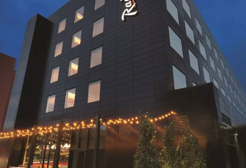 ホテル Radisson Red Minneapolis Downtown