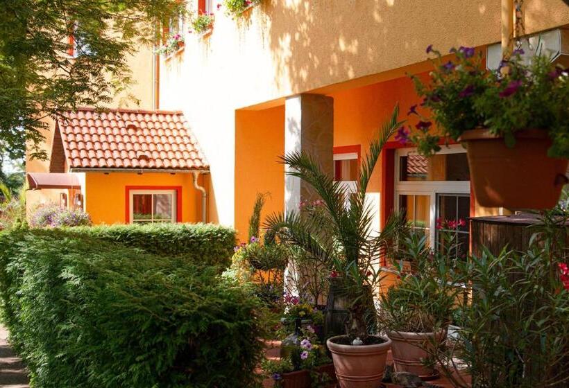 فندق Restaurant Weinberg