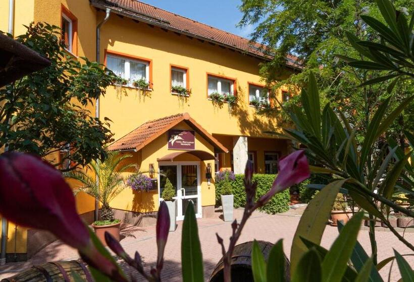 فندق Restaurant Weinberg