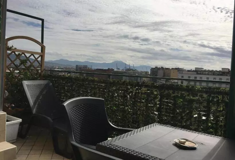 پانسیون Top Floor Rentrooms Napoli
