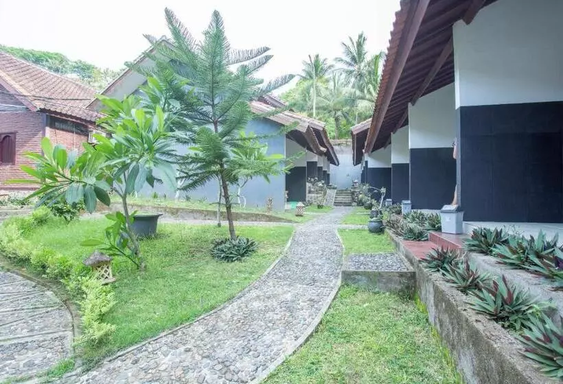 リゾートホテル Bumi Aditya