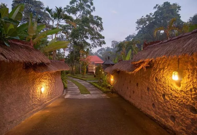 リゾートホテル Kubu Ubud By Baio