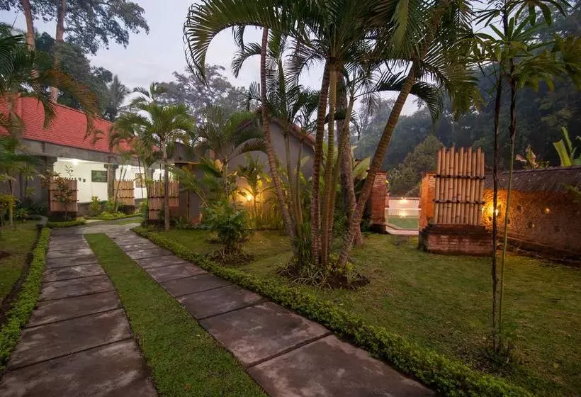リゾートホテル Kubu Ubud By Baio