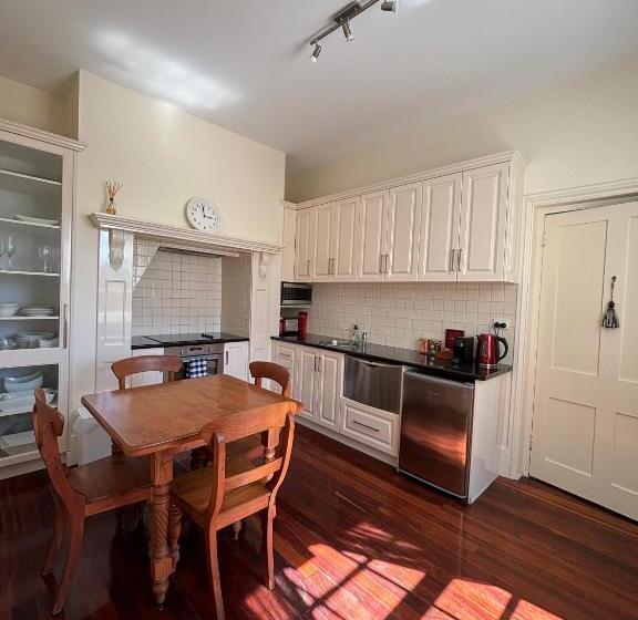 Bed and Breakfast The Customs House Port Macdonnell