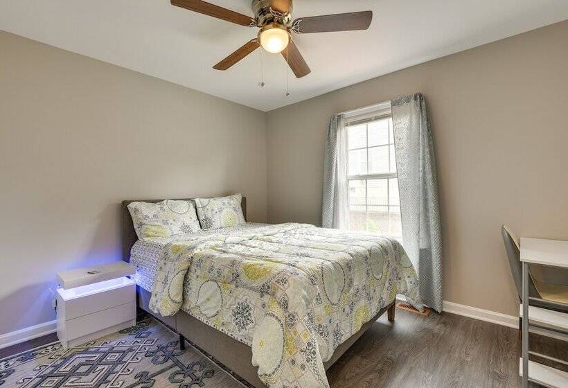 Baltimore Home W/ Deck, 9 Mi To Downtown!