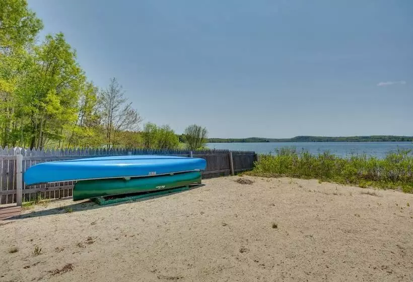 Lakeview Maine Retreat W/ Fire Pit, Grill & Canoe