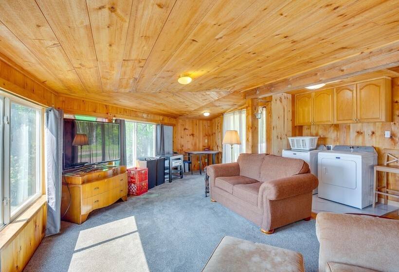 Lakeview Maine Retreat W/ Fire Pit, Grill & Canoe