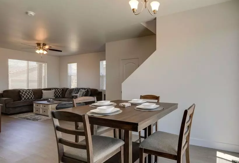 Bellemont Family Home W/ Yard   Hike, Ski, Explore
