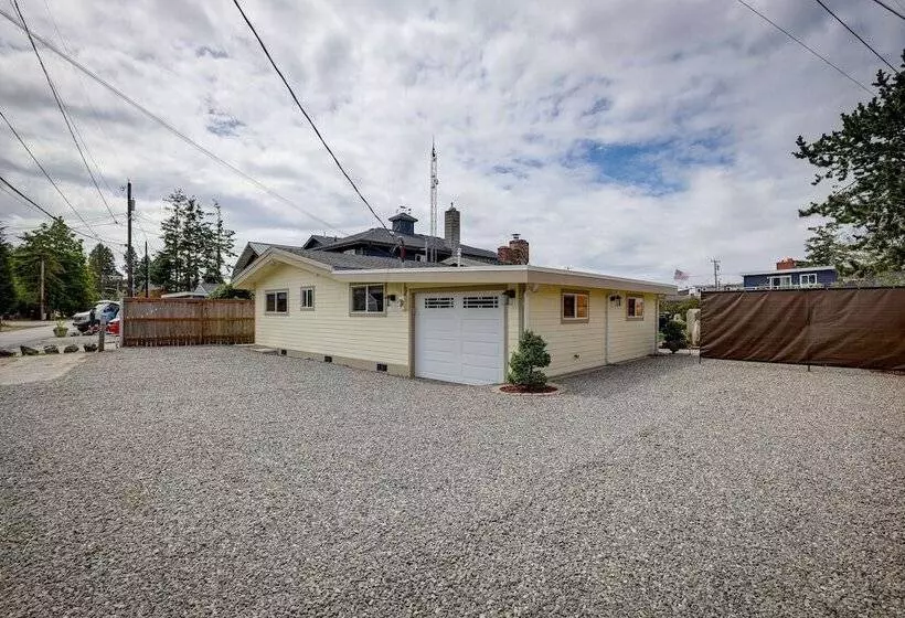 Birch Bay Vacation Home, Close To Beachfront Parks